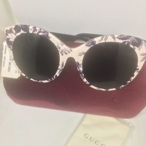 Gucci Tropical Print Sunglasses NWT